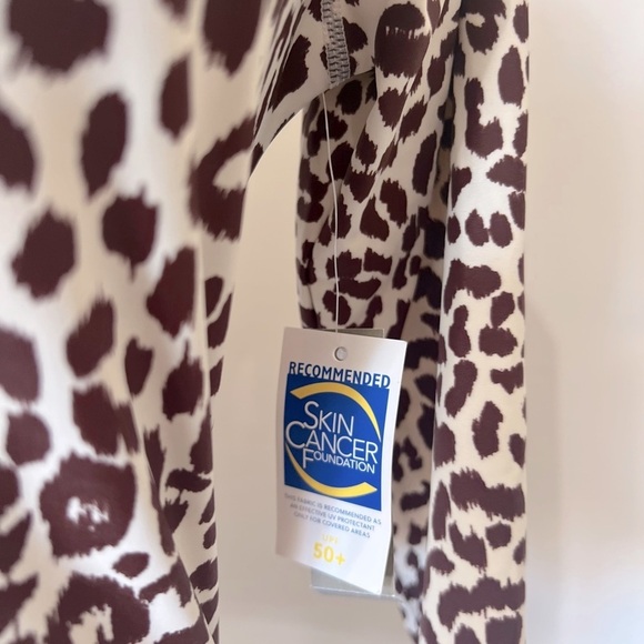 EUC J. Crew Brown Cream Leopard Rash guard Top Swim L Large UPF 50+ - Picture 6 of 7